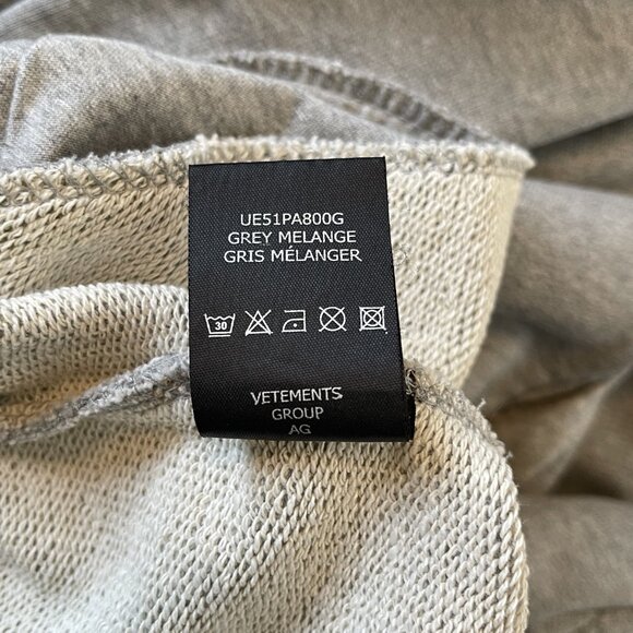 VETEMENTS - RARE Made in Europe EU Logo Prisoner FW21 Limited Edition - Picture 12 of 16
